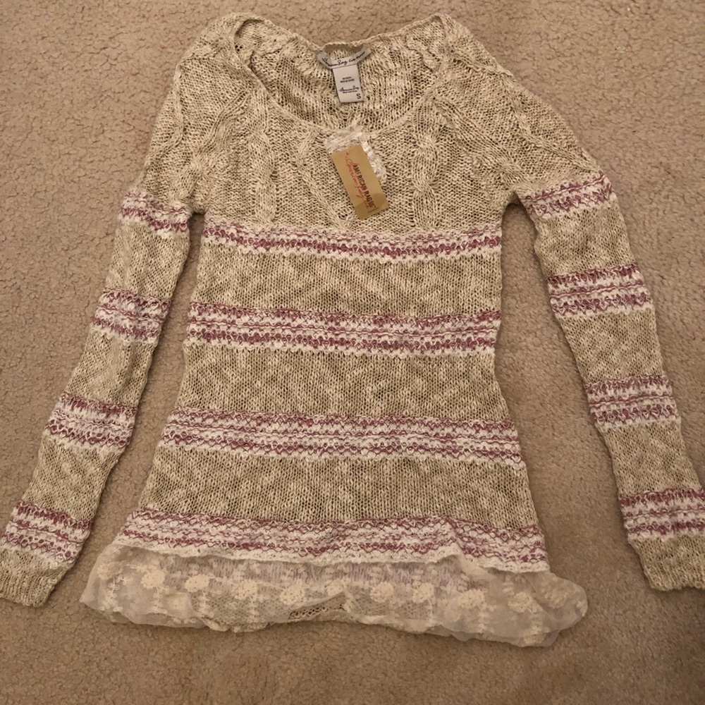 Striped long sweater with lace